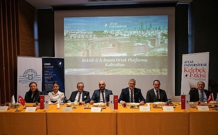 Üniversite ile iş dünyası güçlerini birleştirmeli