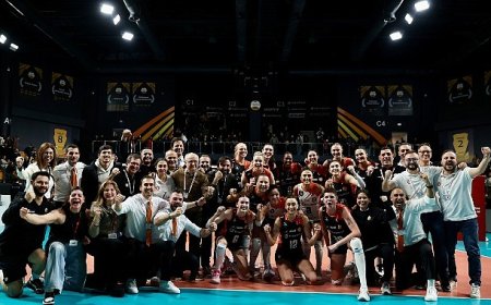 Eczacıbaşı Dynavit, derbide VakıfBank’ı 3-1’le geçti