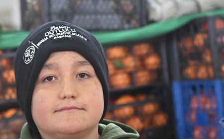 Çarşamba Pazarı Esnafına Eldiven ve Bere Desteği