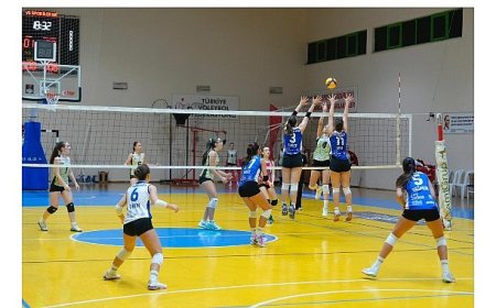 Burhaniye Belediyesi 4. Geleneksel Yıldız Kızlar Voleybol Turnuvası Sona Erdi