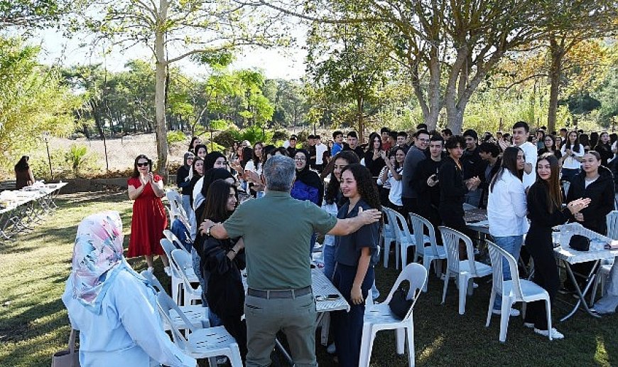 Başkan Topaloğlu öğrencilerin misafiri oldu