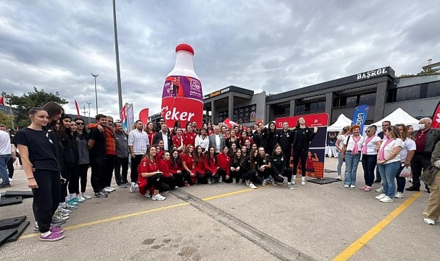 Nilüfer Belediyespor Eker taraftarıyla buluştu