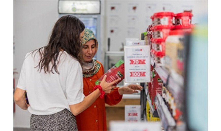 İZMAR 10’uncu mağazaya ulaştı