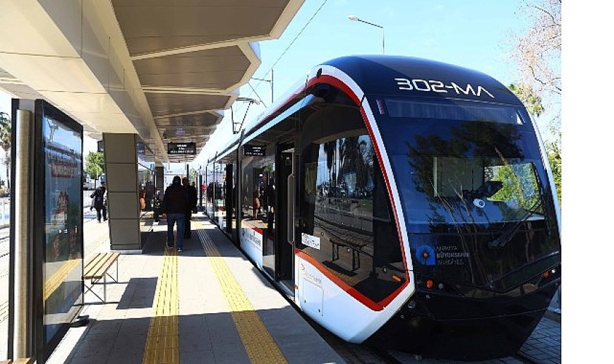 Büyükşehir’e ait toplu ulaşım araçları