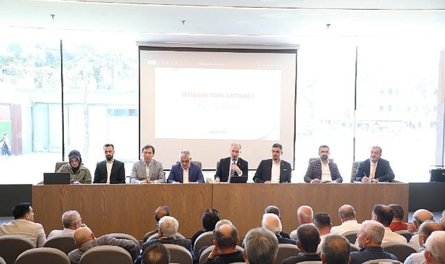 İnegöl Belediyesi’nde Muhtarlarla İstişare Toplantısı
