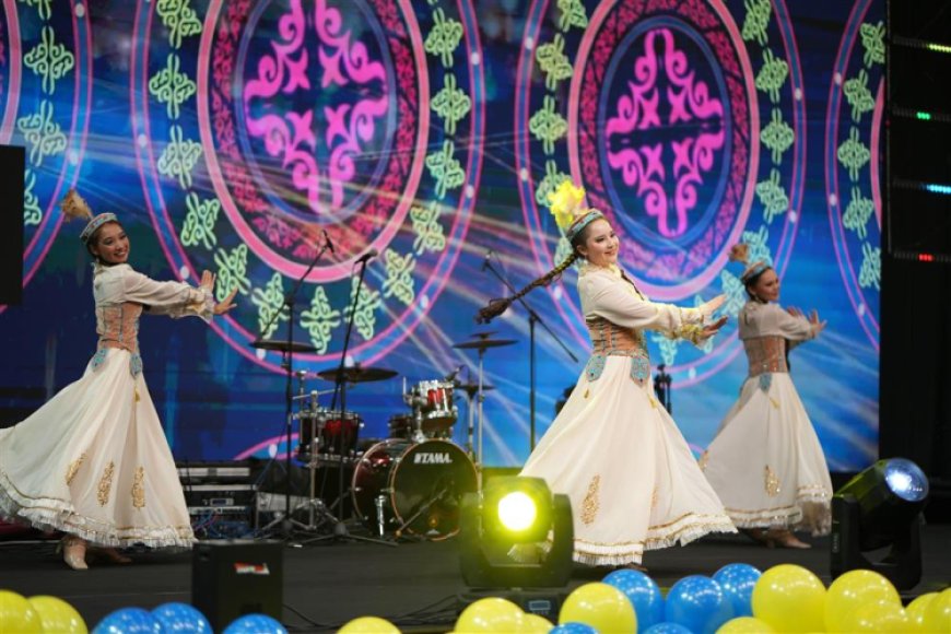 5 bin çocuk, tek bir dil!