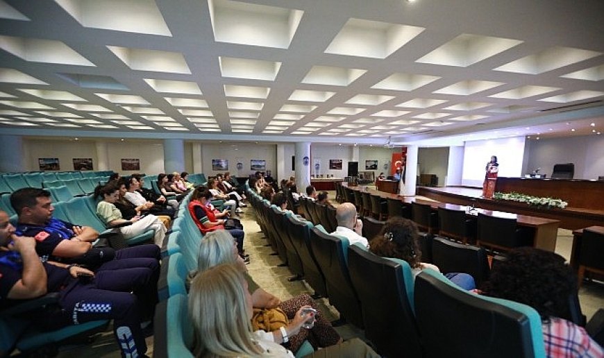 Belediye Emekçilerine Kadına Yönelik Şiddet Semineri