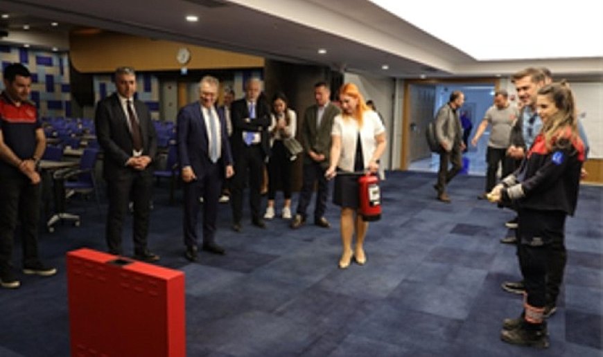 İzmir’de turizm işletmeleri afet güvenliği için toplandı