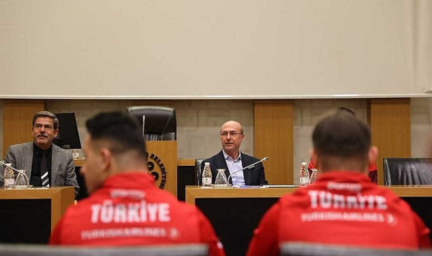Özel Sporcular Futsal Milli Takımı Ziyaret