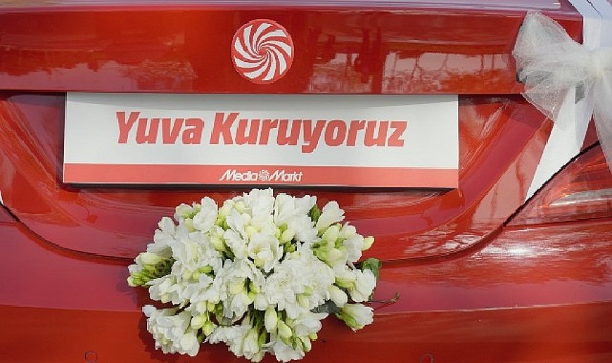 MediaMarkt Türkiye’nin ‘Gelin’ Arabası büyük ilgi gördü!