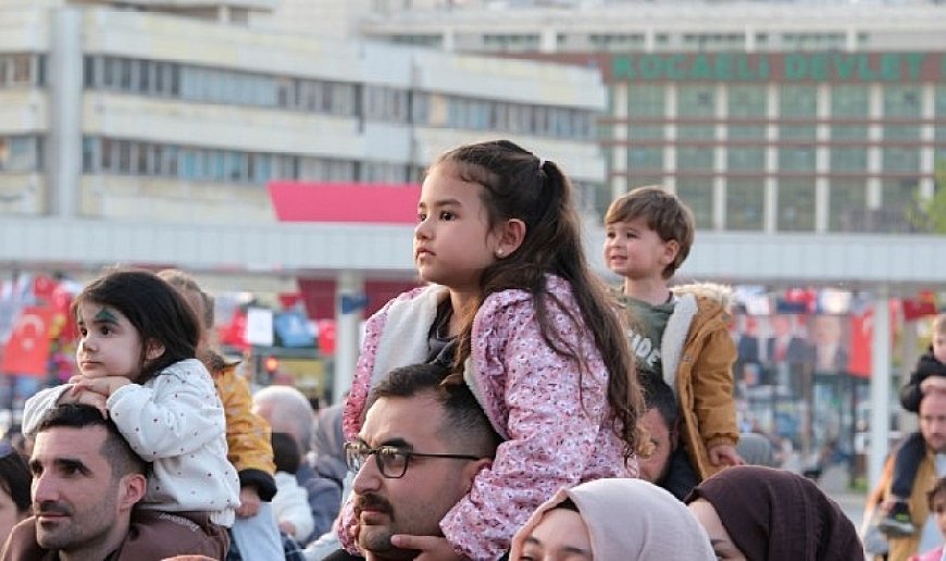 “Elif’in Düşleri” 23 Nisan şenliklerine katıldı