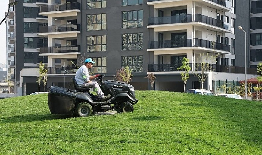 Nilüfer’in parklarında bahar temizliği