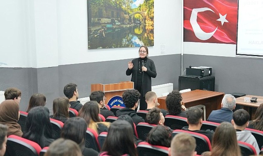 Burhaniye Belediyesi’nden şiddete karşı farkındalık