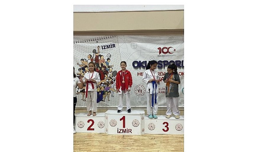 Bayraklılı sporcular 14 madalya ile şampiyonanın yıldızı oldu