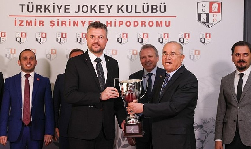 Şirinyer Hipodromu’nda Buca Belediye Başkanlığı Koşusu heyecanı