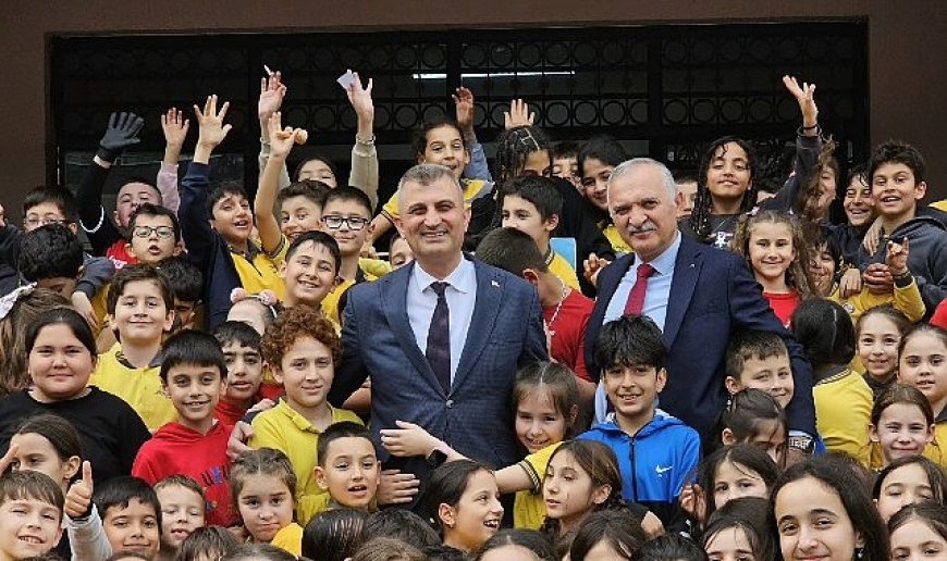 Başkan Sezer Öğrencilerin Hayat Bilgisi Dersine Konuk Oldu