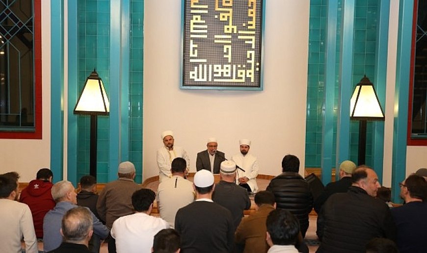 Kadir Gecesinde Hafız Adem Bilgetay İnegöllülerle buluştu