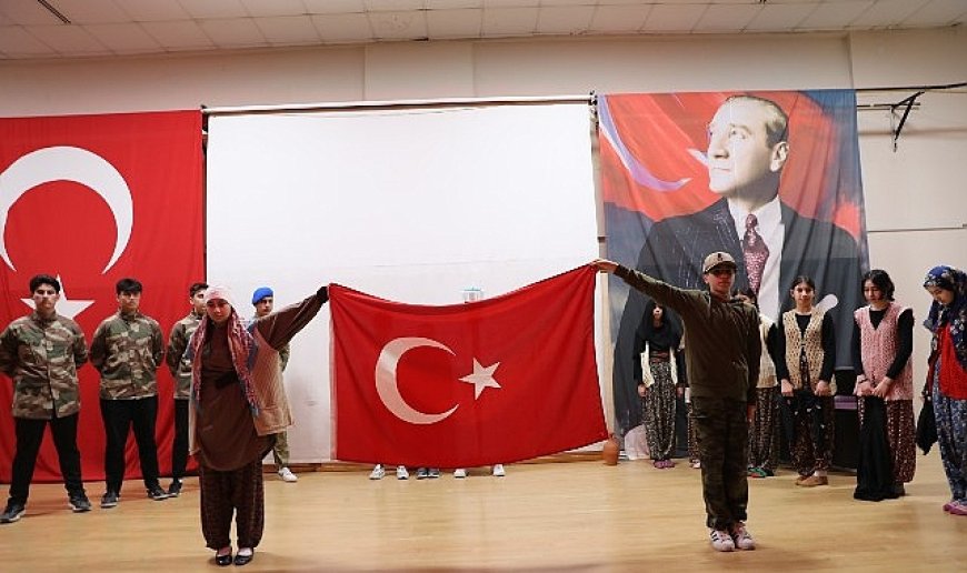 18 Mart Çanakkale Zaferi’nin 110. yılı törenle kutlandı