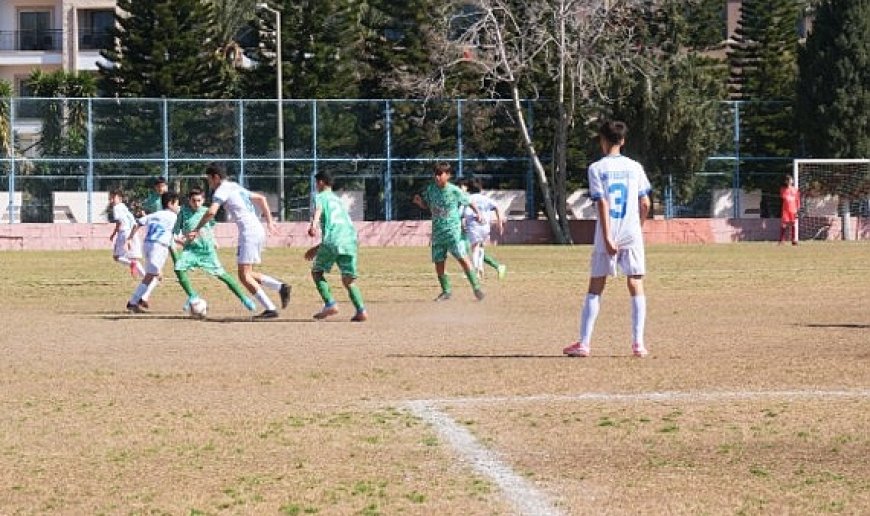 Kemer Belediye Merkez Spor gol oldu yağdı