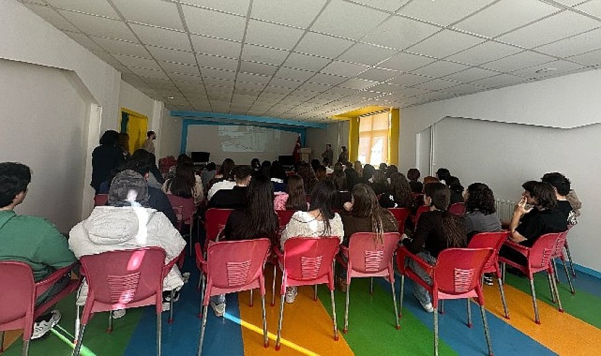 Bakırköylü öğrenciler geleceğe umutla bakıyor