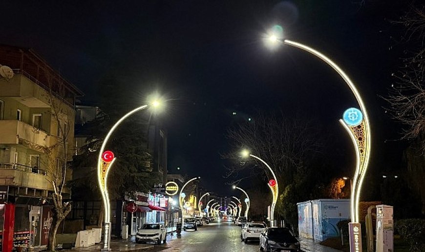 Şehit Ergün Köncü Caddesi ışıl ışıl
