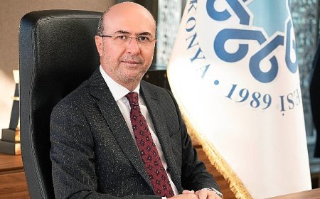 Başkan Pekyatırmacı'dan Berat Kandili mesajı