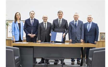 Başkan Tugay’dan tarihi imza