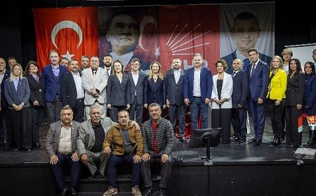 Romanların sesi Konak’tan yükseldi