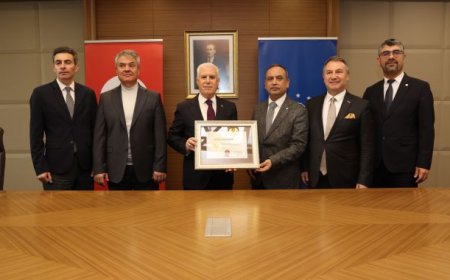 Bursa Büyükşehir, 'Sağlığı Geliştiren Belediye' unvanını yeniledi