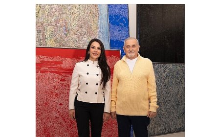 Devrim Erbil’in sanat yolculuğu beyaz perdede: SM Sanat katkılarıyla hayata geçen “Devrim Erbil: Gökyüzü Öyle Maviydi Ki” izleyiciyle buluşuyor