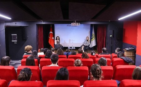 Buca’da geleceğin psikologlarına “afet” semineri