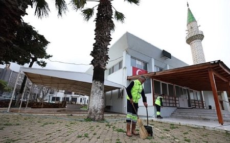 Çeşme Belediyesinden Ramazan öncesi camilerde kapsamlı temizlik