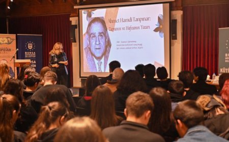 Bursa'da Tanpınar'ın dünyasına yolculuk