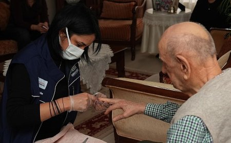 Kadıköy Belediyesi’nin “Evde Kuaförlük” Hizmeti Sürüyor