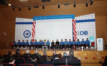 Nilüferli hentbolcular gençlerle buluştu