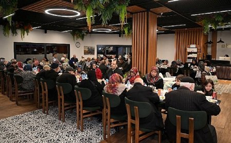Başkan Kocaman, Ramazan Bereketini Kartepe’nin Çınarlarıyla Paylaştı