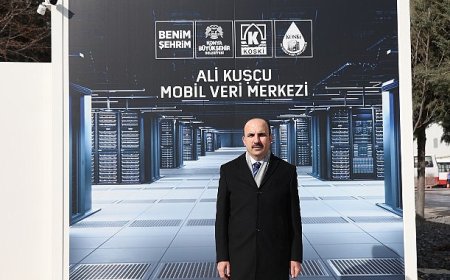 Başkan Altay, Olağanüstü Durumlarda Dijital Güvenliği Sağlayacak KOSKİ Mobil Veri Merkezini İnceledi
