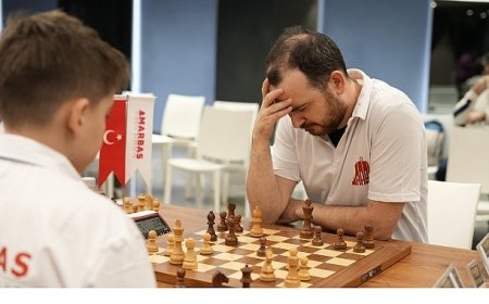 Genç Sporcular İstinye’de Satranç Turnuvasında Buluştu