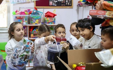 Buca’da minik yüreklerden büyük dayanışma