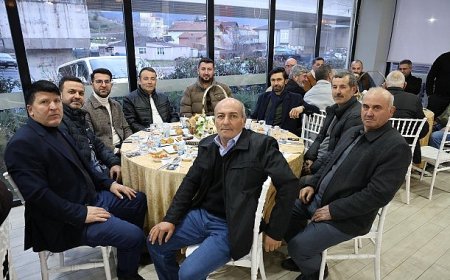 Başkan Yıldız Mahalle Muhtarlarıyla İftarda Buluştu