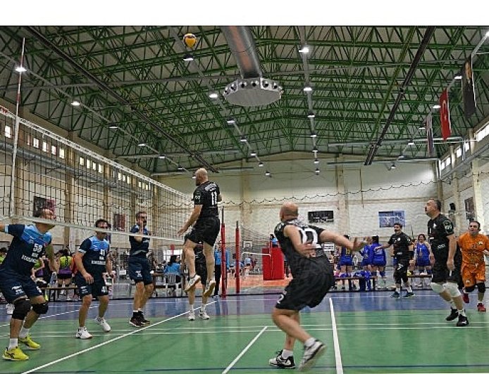 Osmangazi’de 700’üncü Yıla Özel Voleybol Turnuvası