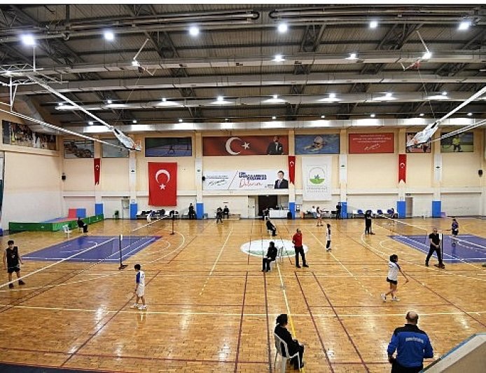 Osmangazi’de Badminton Heyecanı Zirveye Taştı