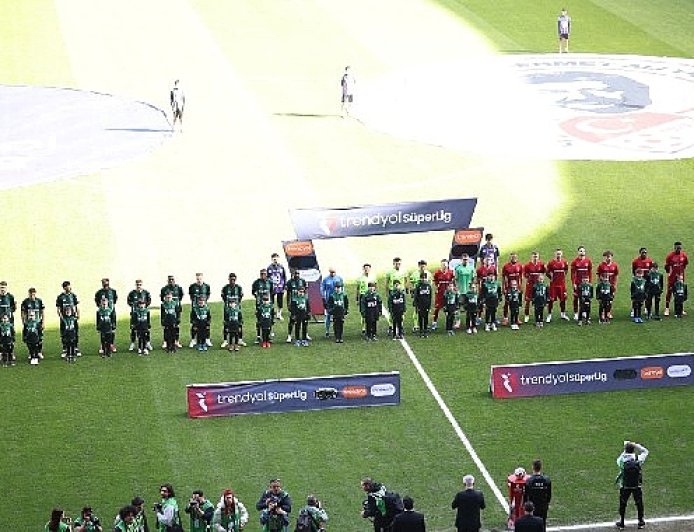 İyilik, Kocaeli Stadyumu'ndan yayıldı