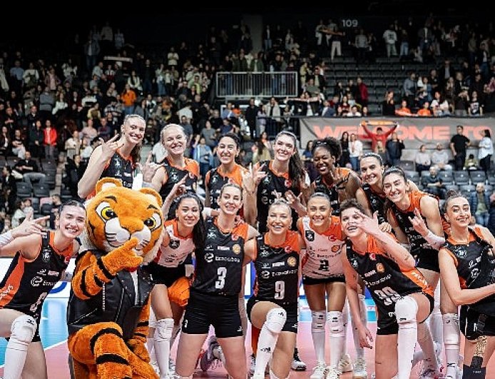 Eczacıbaşı Dynavit, Beşiktaş karşılaşmasından galibiyetle ayrıldı