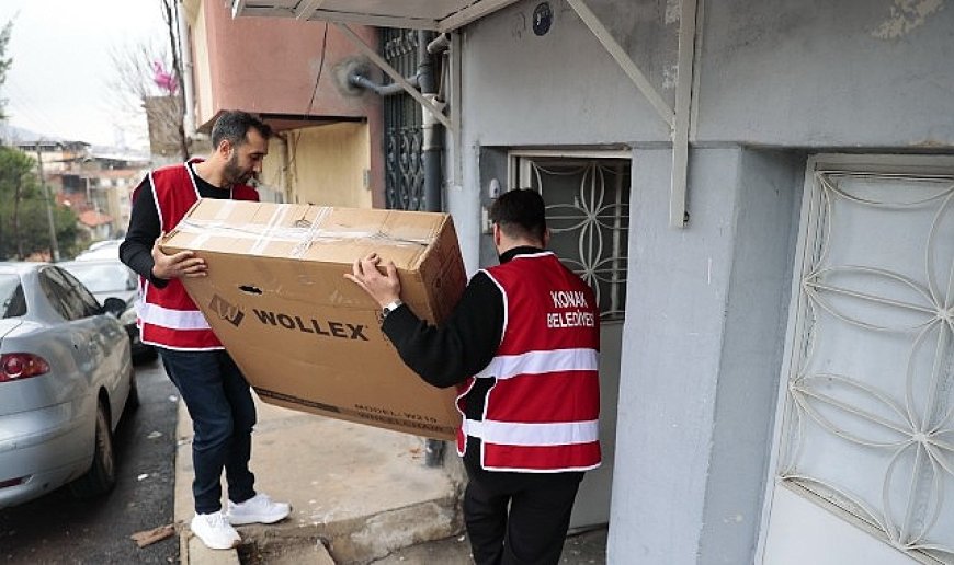 Konak’ta kimse yalnız değil: Tekerlekli sandalyesine Konak Belediyesi ile ulaştı