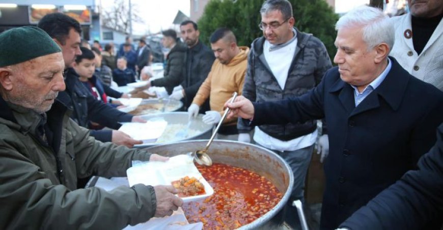 Herkes güldüğü zaman, Bursa’da bir başkadır Ramazan