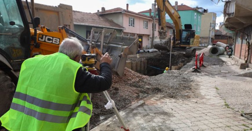 Mustafakemalpaşa’nın altyapısı Büyükşehir’le yenileniyor