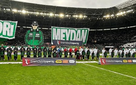 O çocuklar maçta yerlerini aldı