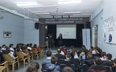 İzmir’de çocuklar iklim için ayakta