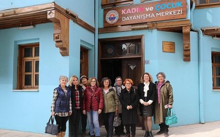 Dayanışma Merkezi’nde Kadın Hakları Konuşuldu